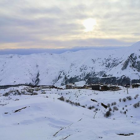 Gudauri Travel Chalets In New Gudauri Exterior photo